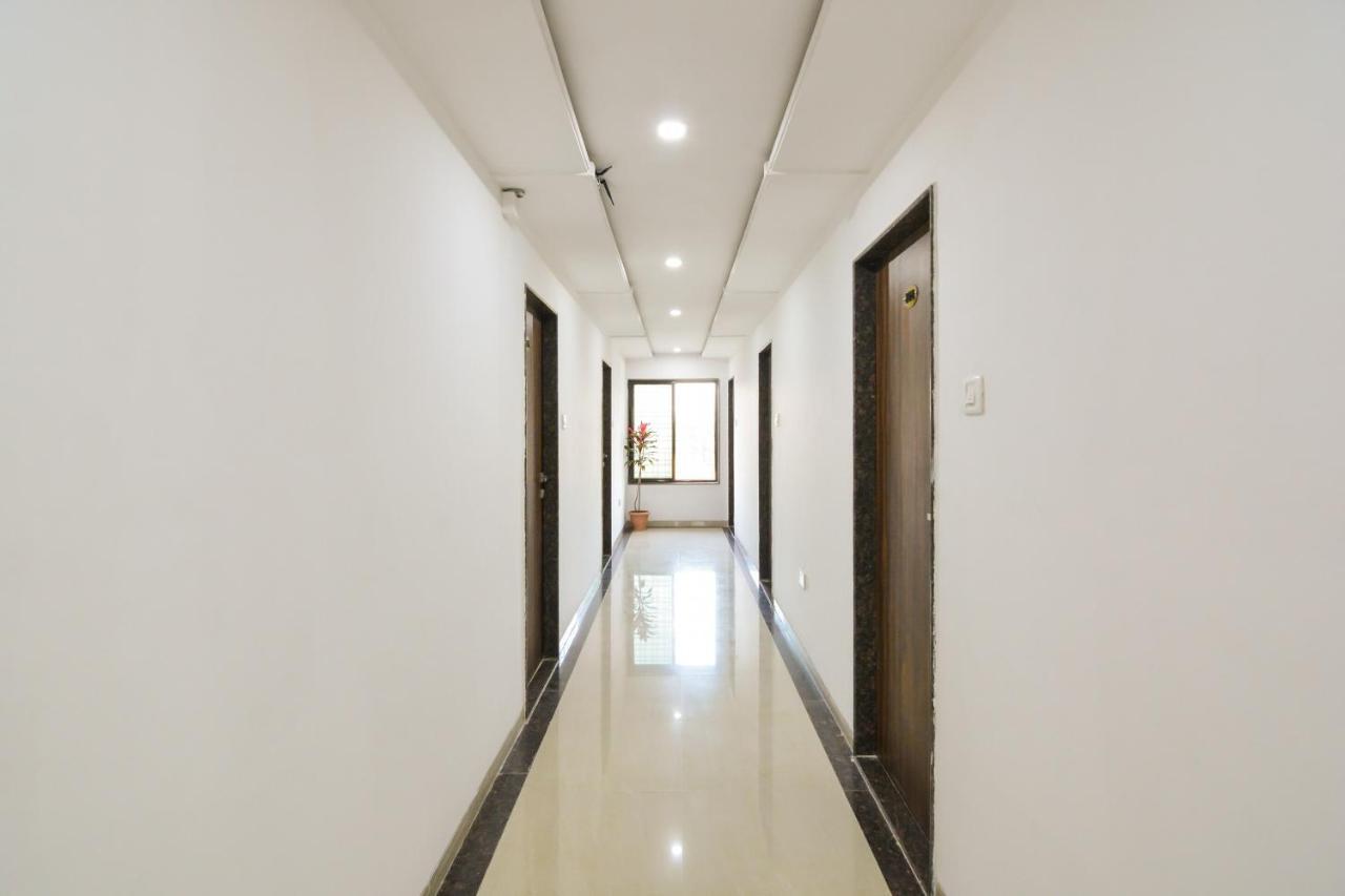 Sukrangu Palace Hotel เชอร์ดี ภายนอก รูปภาพ